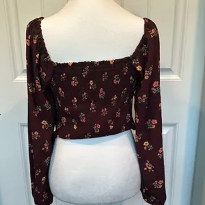 Love Tree Small Maroon‎ Boho/Vintage Floral Smocked Crop Top NWOT thumbnail 6