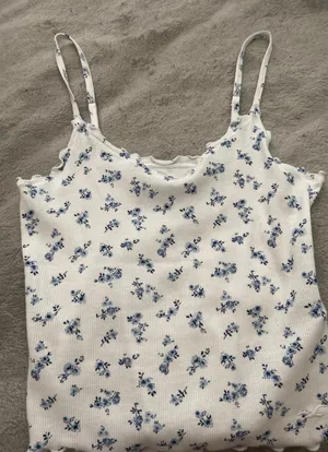 Hollister Floral Tank Top thumbnail 1