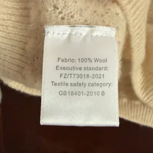 Vintage 100% Wool LIghtweight Cream Pointelle Turtleneck Funnel Sweater Small thumbnail 5