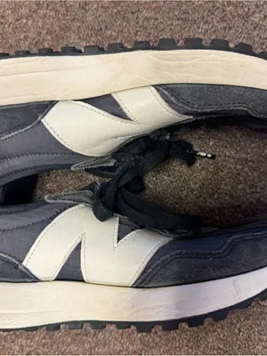 New Balance 327 Gray & White Sneakers – Size 5.5 thumbnail 6