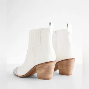 Buckle Beast Fashion Deanna Ankle Boot Size 7 thumbnail 5