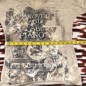 2000s Y2K V-neck fitted gothic grunge whimsygoth graphic tee long top shirt blouse henley short sleeve tan beige cream brown black #streetwear Size S-measurement in pics thumbnail 6