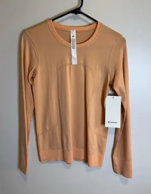 Lululemon Long Sleeve thumbnail 1