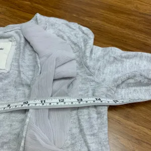 Abercrombie & Fitch Cardigan Womens Size Small‎ Ruffle Front Knit Sweater Gray thumbnail 6