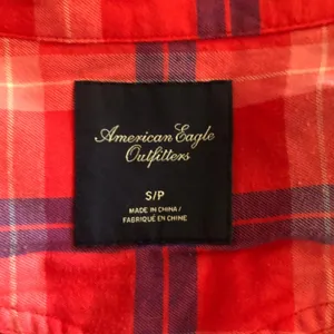 American Eagle Outfitters Plaid Button Up Shirt Red Blue Long Sleeve Small thumbnail 6