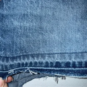 Levi’s‎ 501 Cut Off Jean Shorts Size 28 thumbnail 3