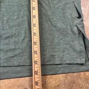 Nike Heathered Green Dri-Fit Short Sleeve Tee Size: Large thumbnail 8