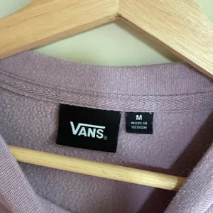 Vans purple fleece graphic sweater women's size medium drawstring waist pullover thumbnail 4