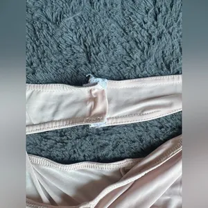 Lt pink Nasty Gal bodysuit, foam shoulders and drapey neck-excellent condition thumbnail 7