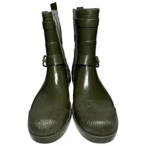 Coach Women’s Size 9 Fatigue Army Green Lester Shiny Rubber Rain Water Boots thumbnail 4