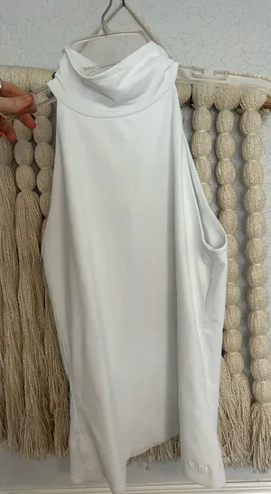 Aritzia High Neck Tank thumbnail 1