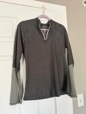 Stio Wool Blend Base Layer Top Long Sleeve Thumbholes Oudoor Hiking Activewear thumbnail 4