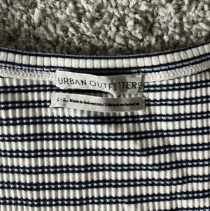 Urban Outfitters Crop Top thumbnail 3