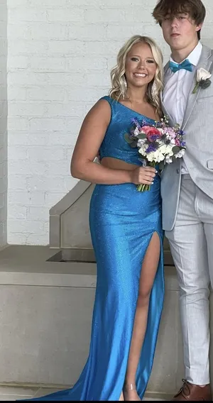 Sherri Hill Prom Dress size 4 thumbnail 1