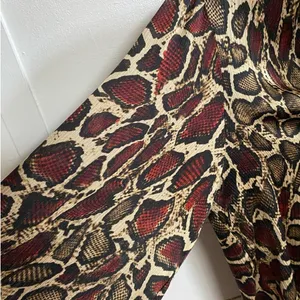 ZARA WMN'S Animal Print‎ Shirt Flowy V-neck Top Blouse S NWOT thumbnail 11