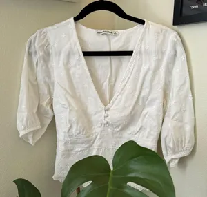 Abercrombie Top thumbnail 1