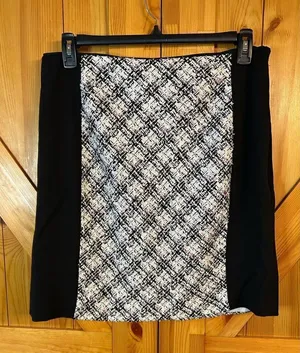 White House Black Market Ponte Tweed Lilac Black Pencil Skirt size 14 (0650) thumbnail 1
