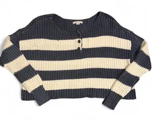 Women’s American Eagle White Casual Long Sleeve Sweater XS thumbnail 1
