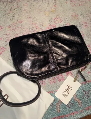 HOBO Black glossy leather sable wristlet with ring handle thumbnail 5