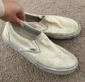 Slip-On thumbnail 1