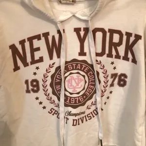 New York Crop Hoodie Sweatshirt S thumbnail 2