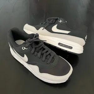 New NIKE Air Max 1 GS 'Off Noir White' thumbnail 3