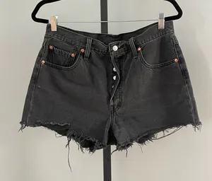 Levi's 501 Original Short Black Denim Button Fly Size 32 thumbnail 1