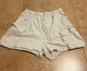 Universal Standard White Cargo Shorts thumbnail 1
