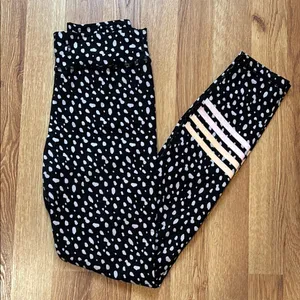 Sarah’s Day x White Fox Dalmatian Activewear Set thumbnail 3