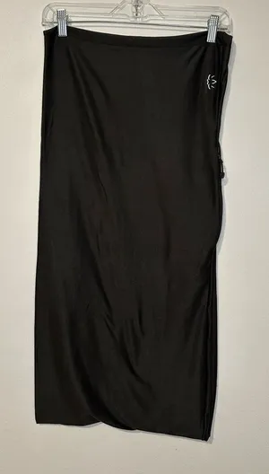 BEYOND‎ YOGA Infinity Hidden Pocket Scarf Black thumbnail 1