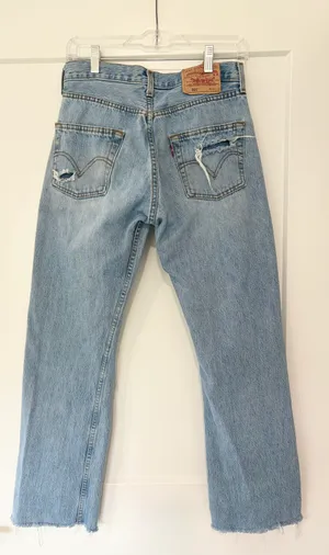 Levi’s Rare Vintage Light Wash 2004 Buttonfly 501 Jeans thumbnail 5
