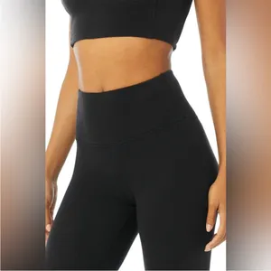 Alo High-Waist Micro Waffle Low Key Leggings thumbnail 10