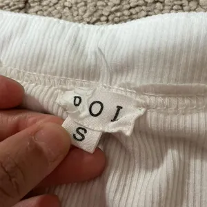POL Short Sleeve V Neck Button Up Oversized Henley Tee Shirt White Ribbed Size S thumbnail 5