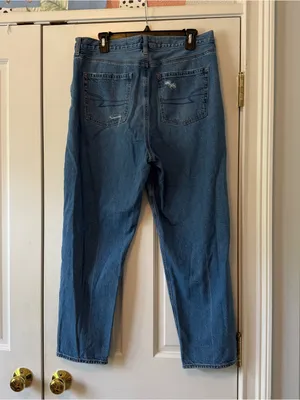 American Eagle Outfitters Medium Wash Distressed High Rise Mom Jeans Size 14 thumbnail 2