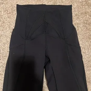 Lululemon‎ exquisite crop high rise black 2 thumbnail 12