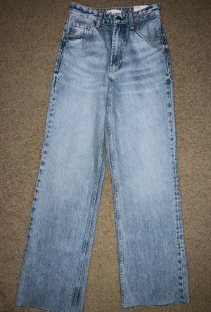 ZARA High Rise Jeans thumbnail 1