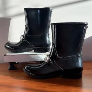 Michael Kors Leslie Black Rubber Crystal Embellished Mid Calf Rain Boots Size 6‎ thumbnail 2