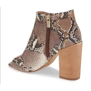 Vince Camuto Fedrilla Open-Toe Snake‎ Print Booties – Size 6.5 New thumbnail 2