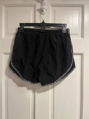 Nike Dri-Fit Shorts in Black Size Small thumbnail 2