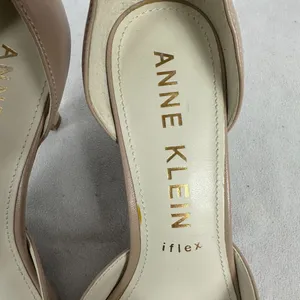 Anne Klein iFlex Women’s Tan Heeled Dress Shoes Size 10M Kitten Heel Slingback thumbnail 4