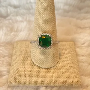 925 Sterling Silver Green CZ Halo Ring Size 10.75 Cushion Cut Emerald Green thumbnail 1