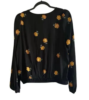 Bubble-Sleeve Wrap Top in Floating Florets Size M thumbnail 4
