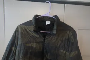 PINK Victoria's Secret camo camoflage puffer sweater jacket in army green size small. thumbnail 4