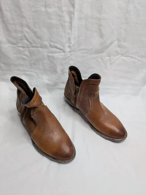 Sterling River Womens Perforated Leather Ankle Boots Brown Size 8.5 thumbnail 2
