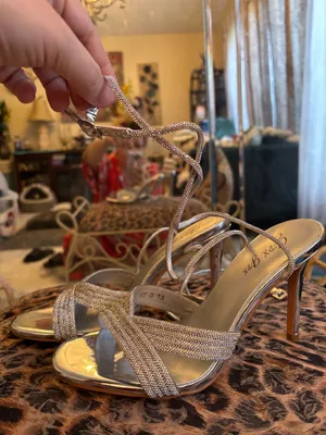 Stunning silver heels size 7.5 🩷 thumbnail 2