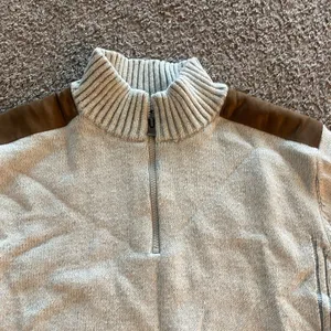 Rue21 MENS Cream and Brown Cowl Neck Sweater with Ribbed Details thumbnail 6
