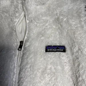 Patagonia Los Gatos Cabincore Fleece Vest White Full Zip High Pile Fuzzy Medium thumbnail 2