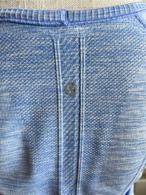 Lululemon Swiftly Tech Short Sleeve Heathered Blue Women's V-Neck Active Tee 8 thumbnail 5