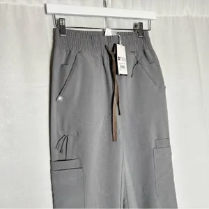 NWT Figs Gray Charlotte 21 Pocket Slim‎ Scrub Pants Size XXS thumbnail 3
