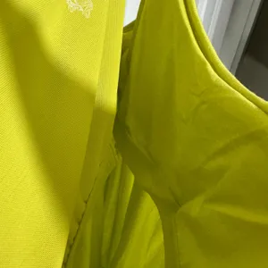 Victoria's Secret Fashions Best Kept Secret Bra Top M Chartreuse Shelf Bra Cami thumbnail 4